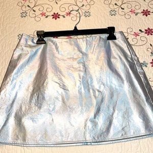 Holographic skirt for women